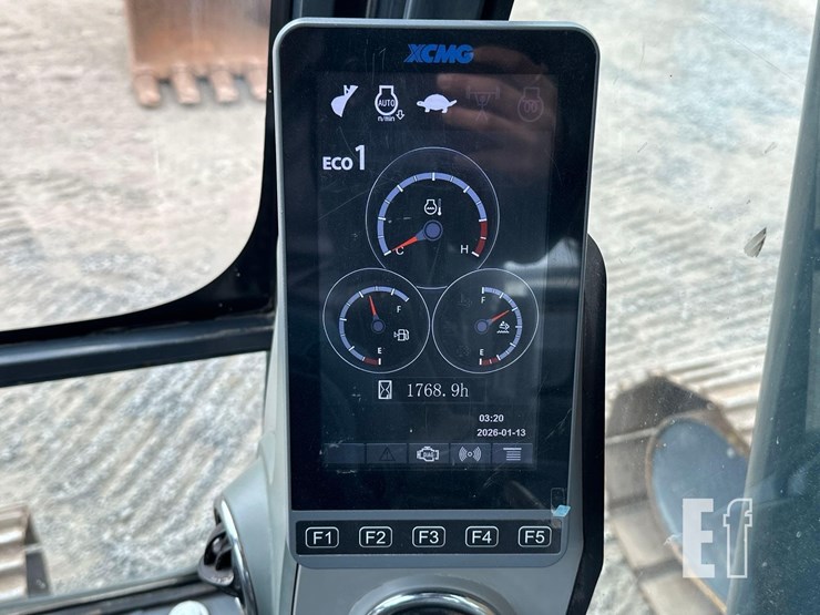 2022-xcmg-xe210u-image-20