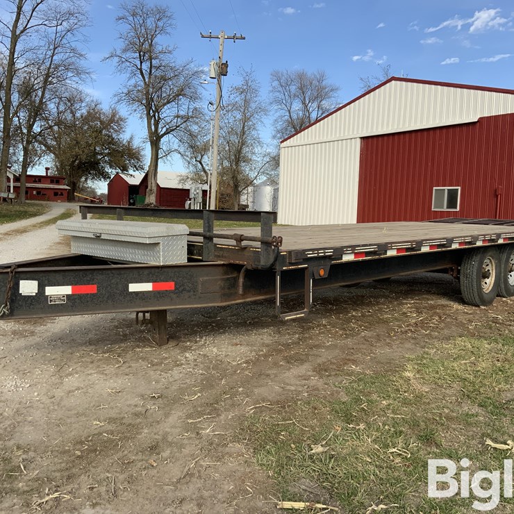 2006 Heartland 25' T/A Bumper Pull Deckover Flatbed Trailer