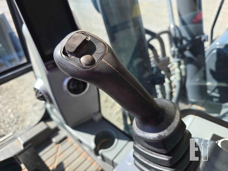 2023-xcmg-xe210u-image-17