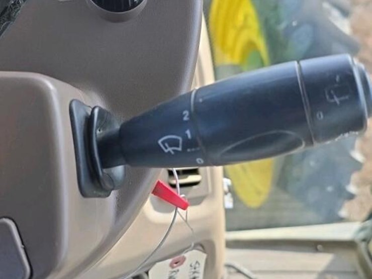 2007-john-deere-7330-image-25