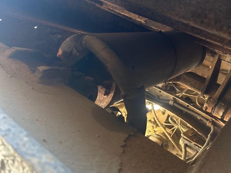 2008-sterling-l8500-image-15