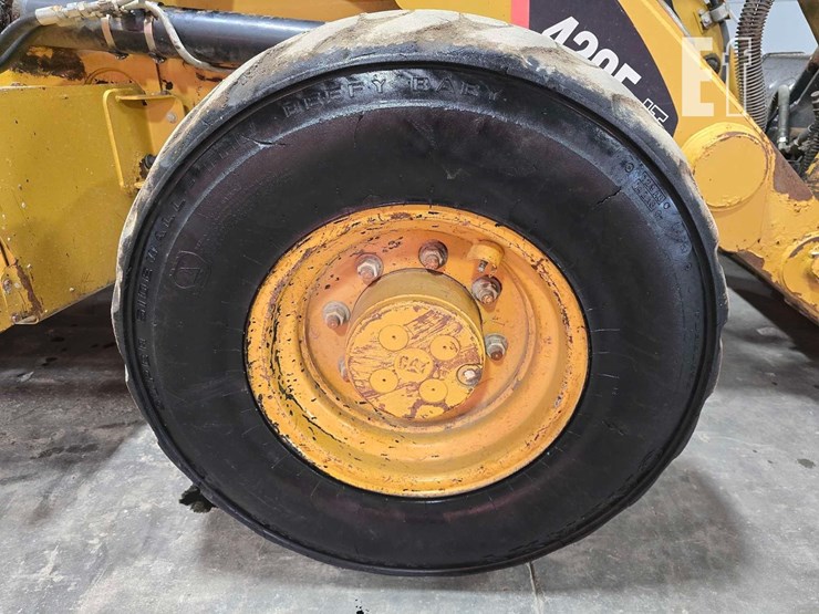 2010-caterpillar-420e-it-image-24