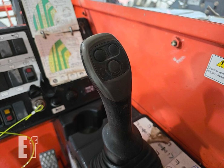 2019-skyjack-sj8831rt-image-27