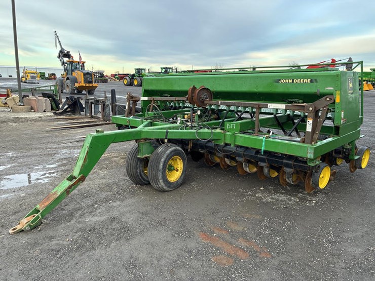 john-deere-750-image-1