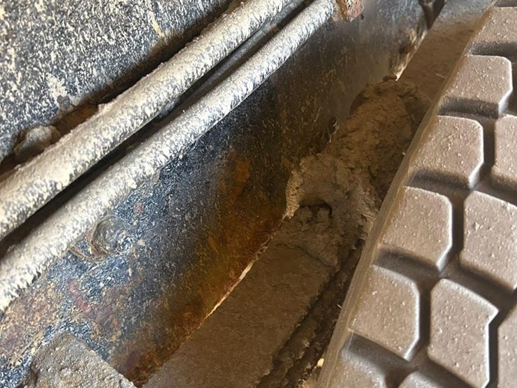 2008-sterling-l8500-image-26