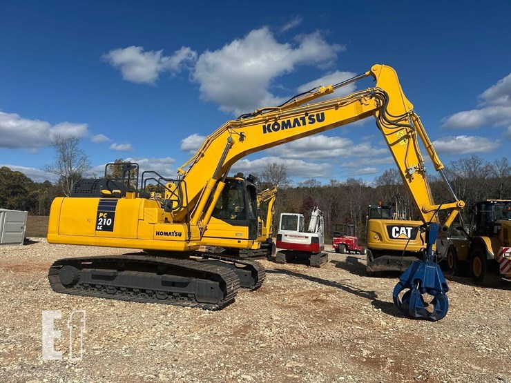 2021-komatsu-pc210-lc-11-image-4