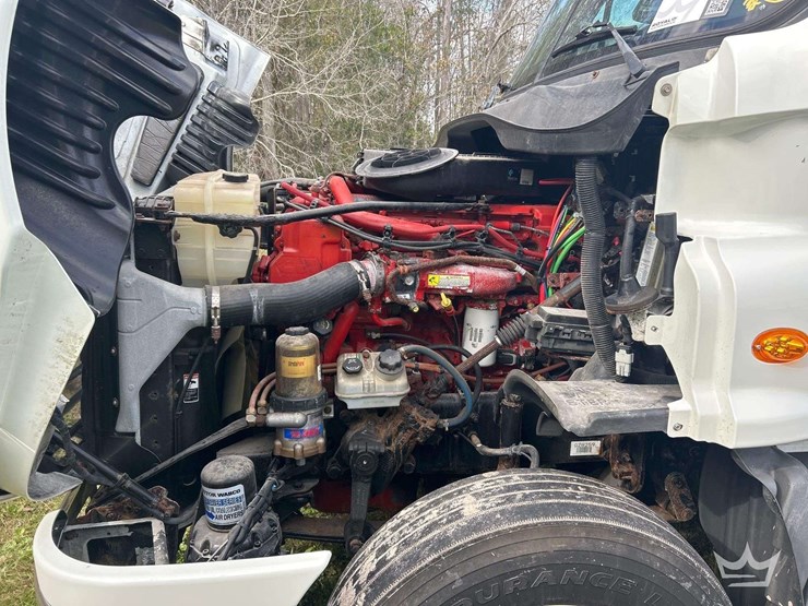 2016-freightliner-cascadia-125-image-6