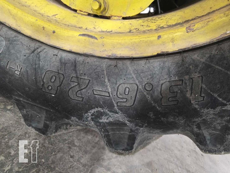 2000-john-deere-5210-image-11