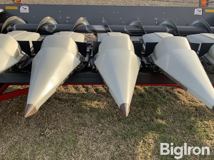 2010-gleaner-3000-image-17