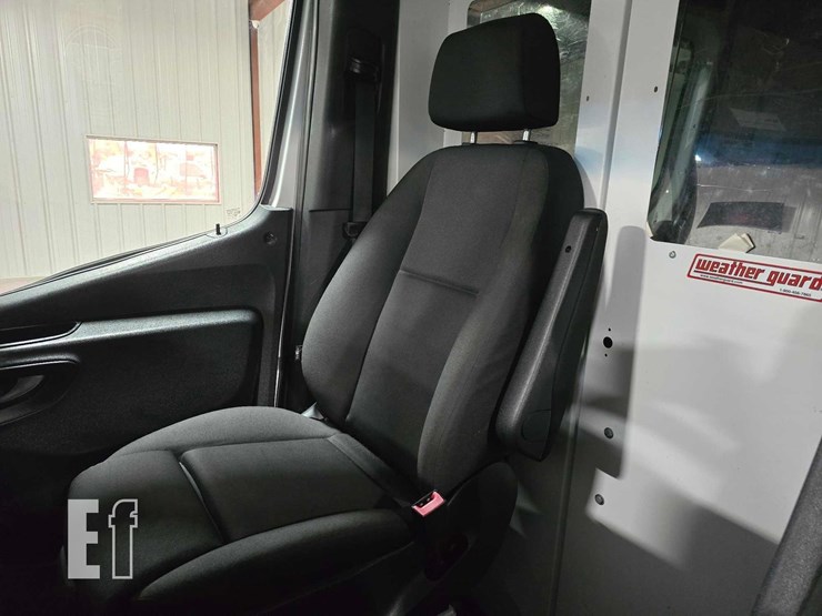 2019-mercedes-benz-sprinter-4500-image-19