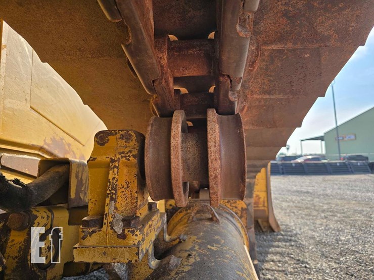 2012-caterpillar-d6t-xw-image-38