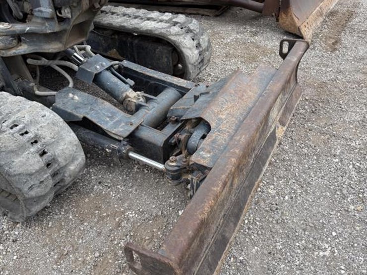 kubota-kx040-4-image-2