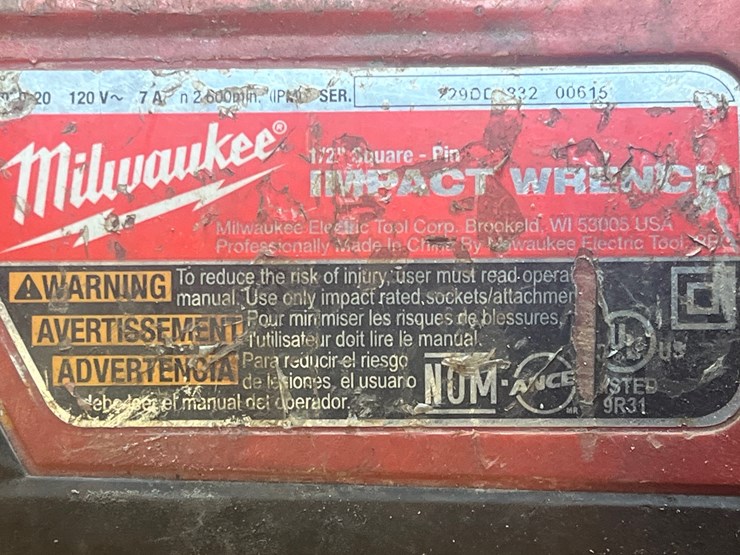 #33-•-milwaukee-corded-impact-drill-image-3