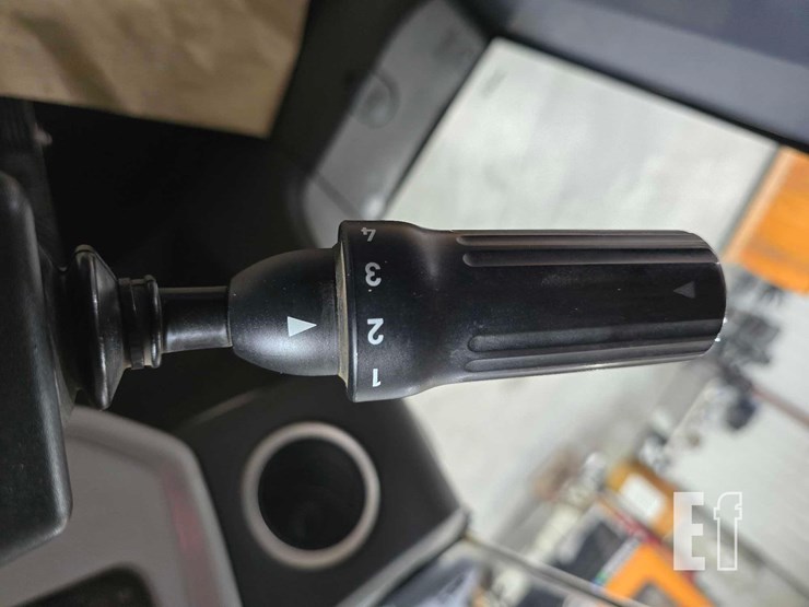 2022-xcmg-xc938u-image-22