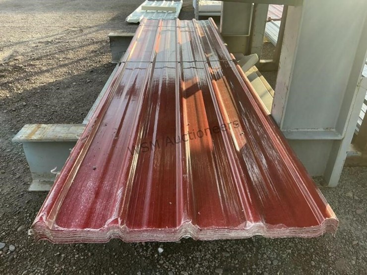 (30)-3ft-x-12ft-red-poly-roof-panels,-image-2