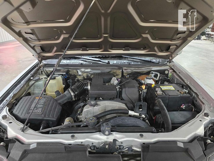 2012-chevrolet-colorado-image-19