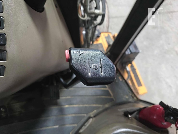 2013-case-580n-image-20