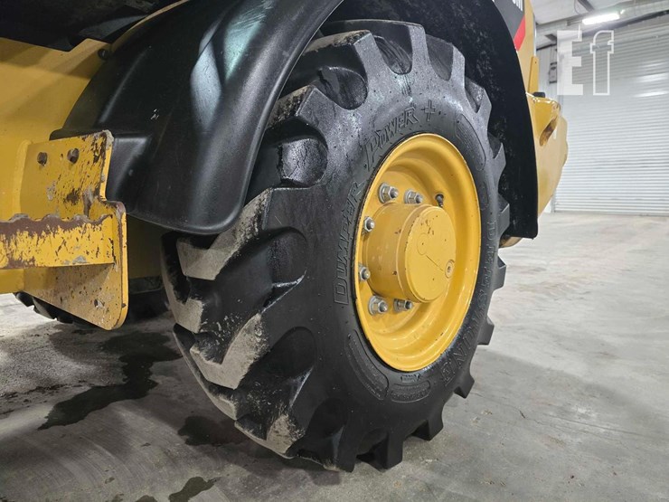 2018-caterpillar-906m-image-26