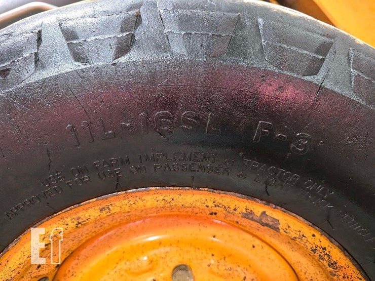 2013-case-580n-image-31