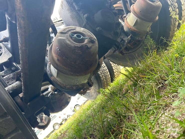 2016-freightliner-cascadia-125-image-27