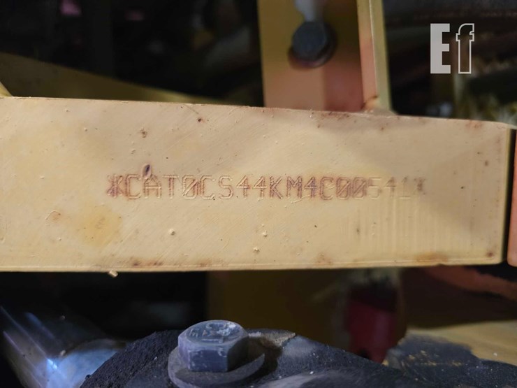 2013-caterpillar-cs44-image-12