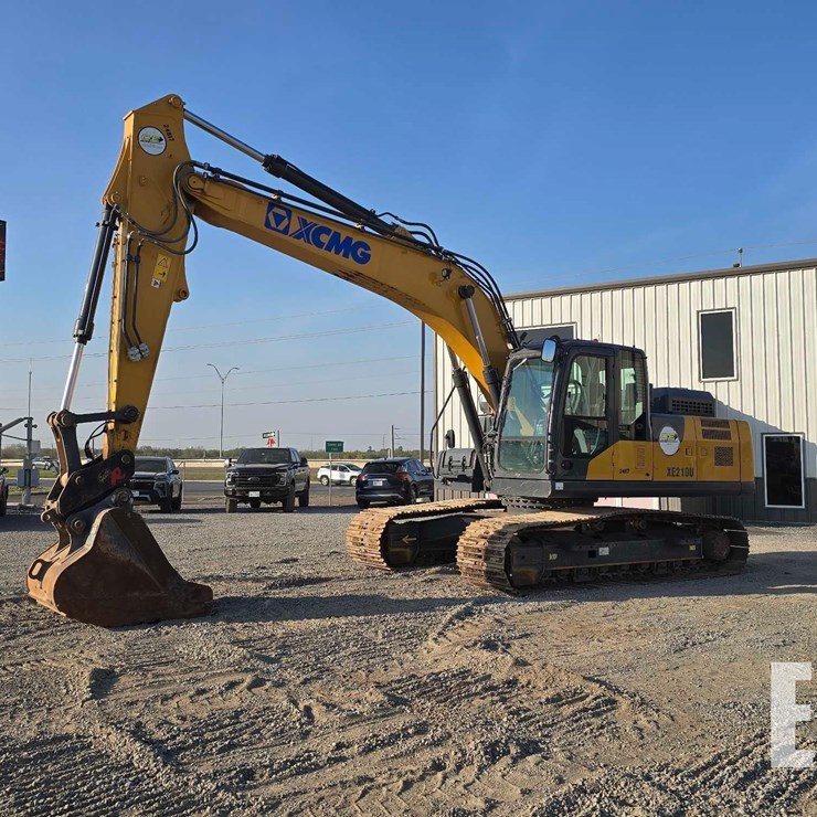 2022 XCMG XE210U