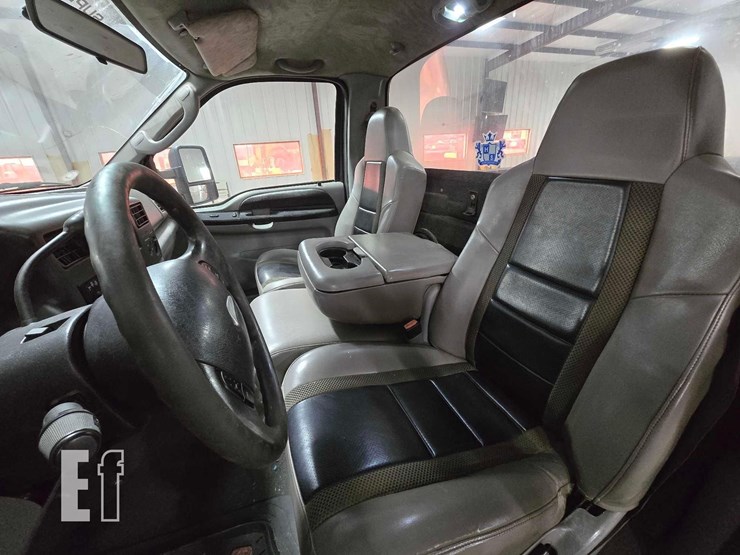 2004-ford-f350-image-9