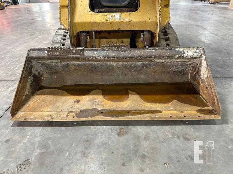 2018-caterpillar-259d-image-10