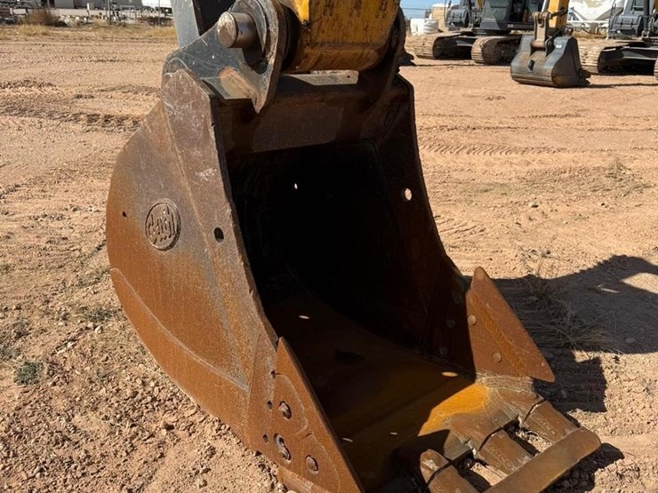 2023-xcmg-xe300u-image-14