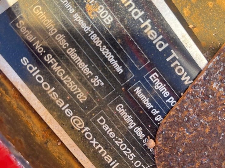 future-hand-held-trowel-image-4