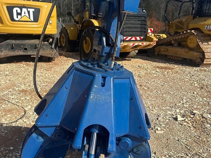 2021-komatsu-pc210-lc-11-image-14