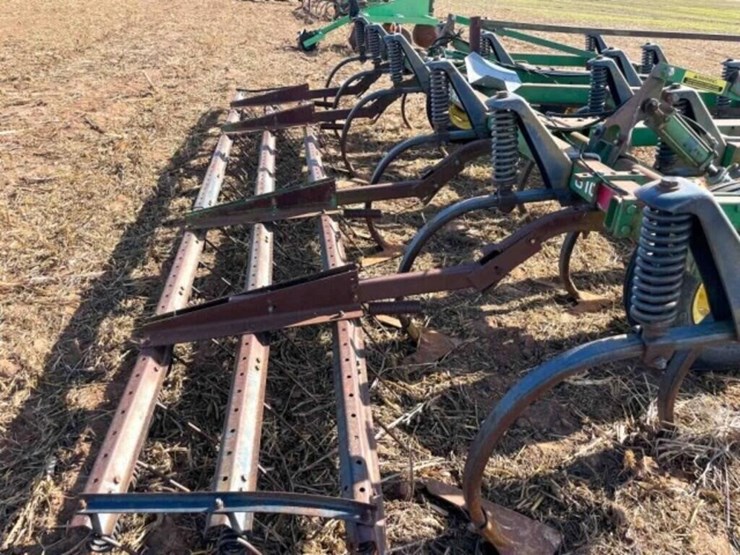 john-deere-610-image-11