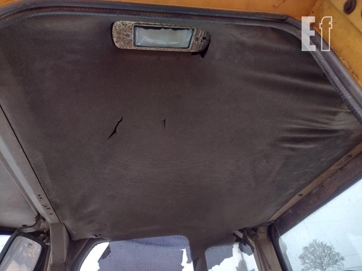 caterpillar-it28-image-15