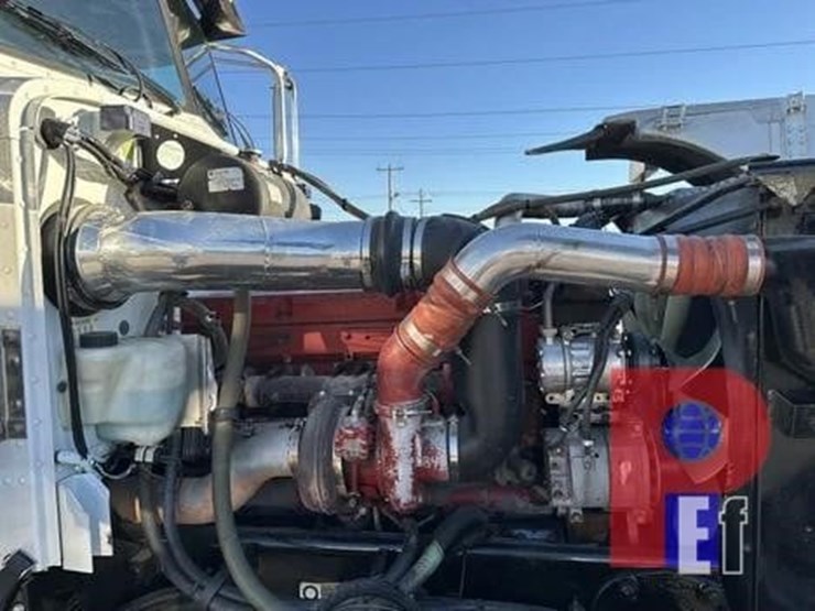 2005-peterbilt-378-image-26