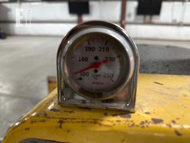 1989-komatsu-d21p-image-18