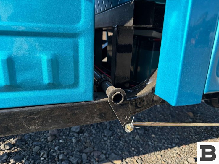 2025-ir-iret13-electric-tricycle-image-15