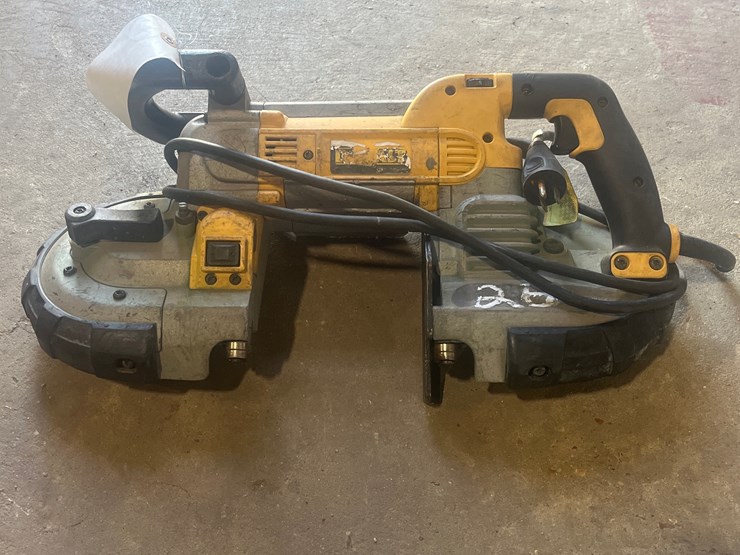 #26-•-dewalt-corded-bandsaw-image-1