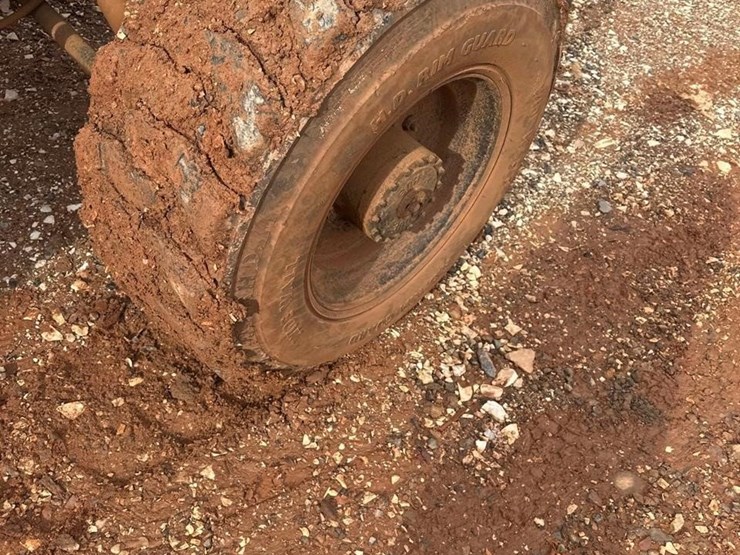 sky-trak-6034-image-10