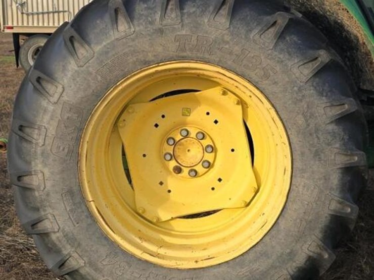 john-deere-6420-image-8