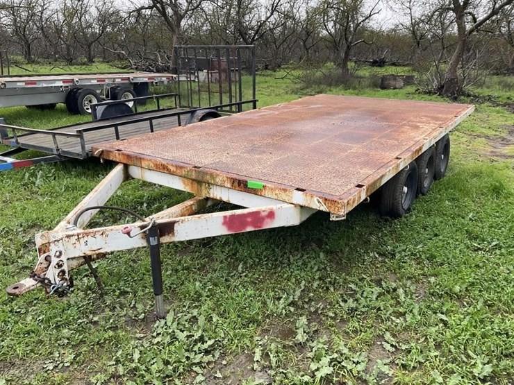 custom-trailer-image-3