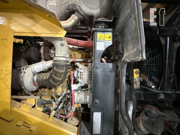 2017-caterpillar-962m-image-28