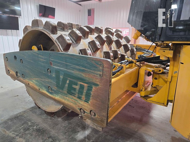 2006-volvo-sd116f-image-11