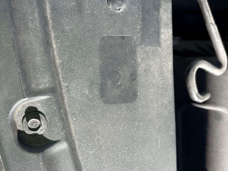 2017-ford-explorer-image-8