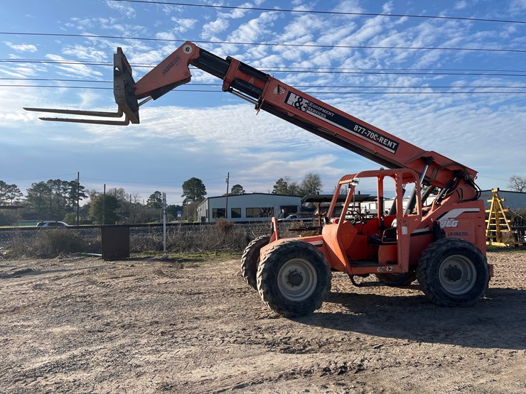 #7-•-2006-jlg-6042-forklift-image-17