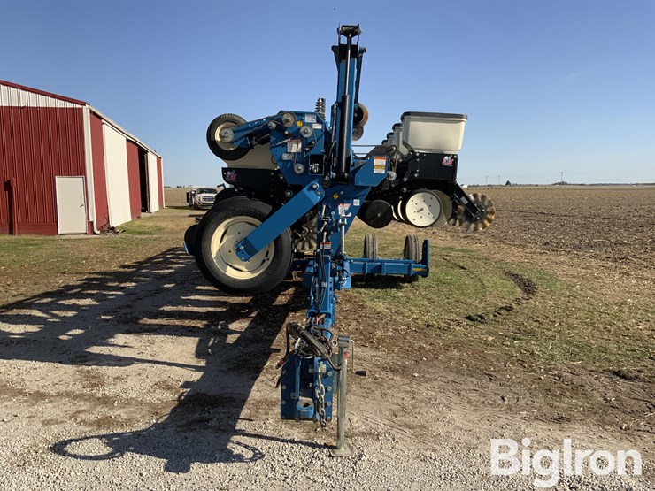 2009-kinze-3600-image-2