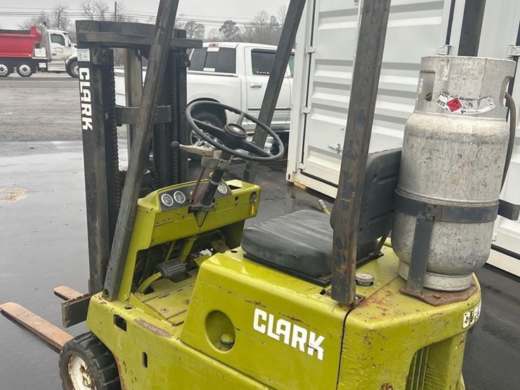 clark-propane-warehouse-forklift-1191-image-4