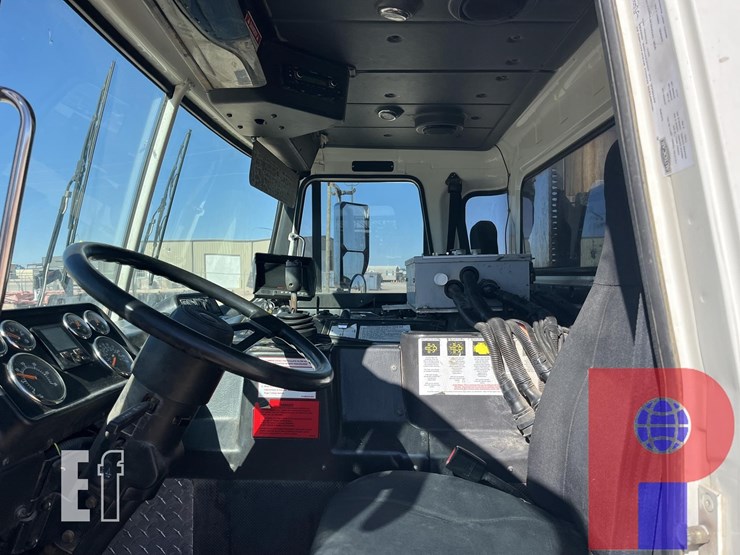 2016-autocar-xpeditor-image-8