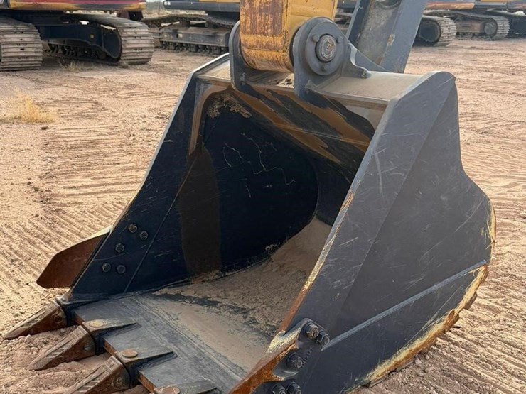 2022-xcmg-xe210u-image-14