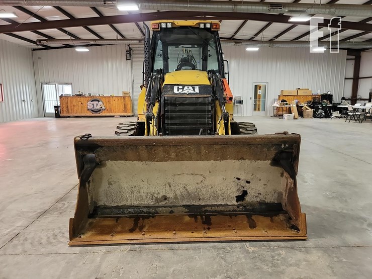 2015-caterpillar-420f-it-image-7