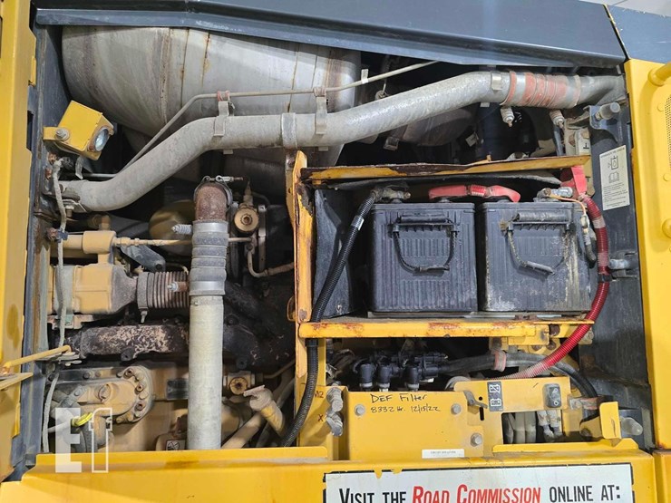 2015-deere-672g-image-23